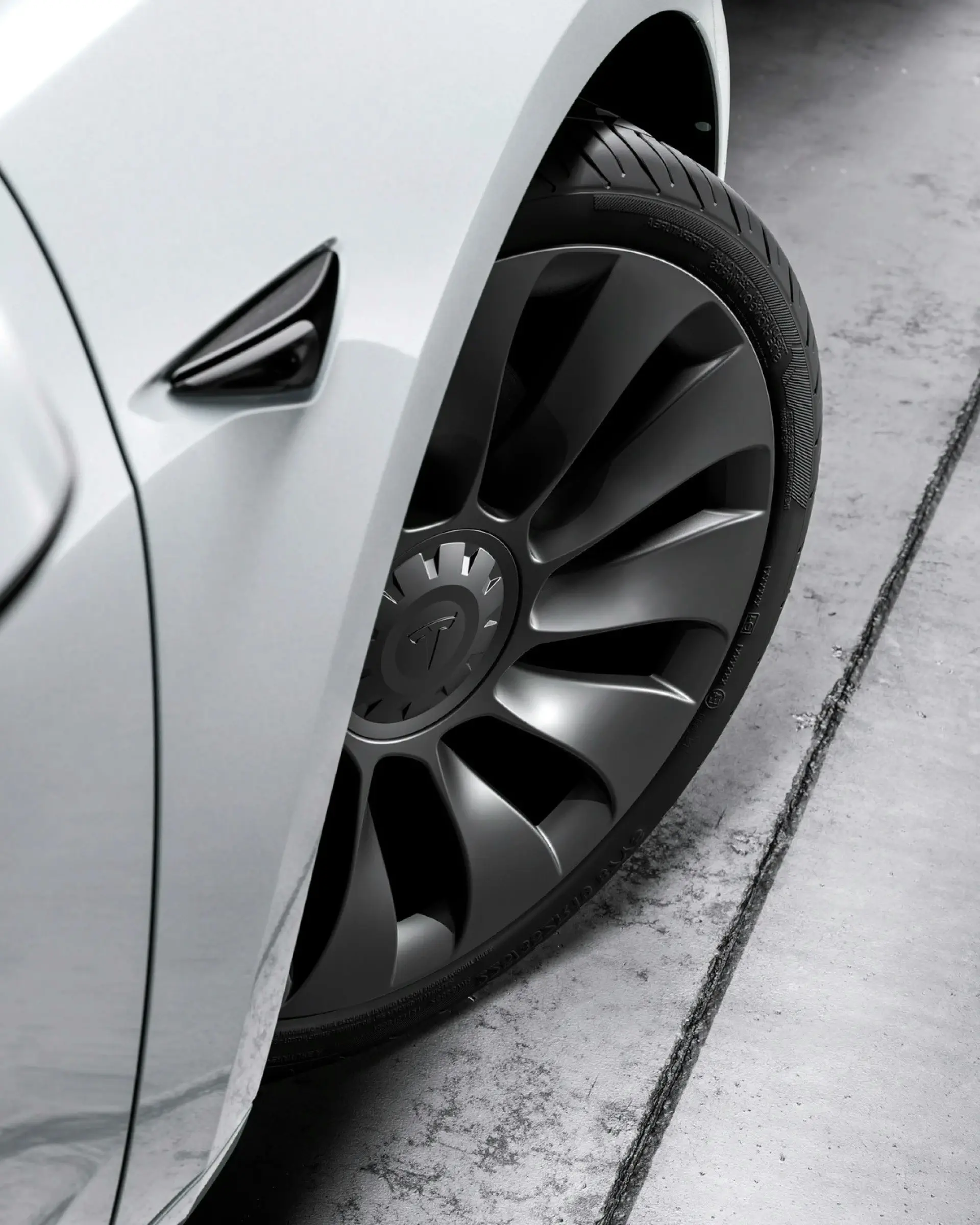 Tesla — image 5